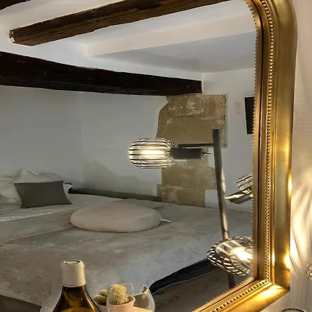 Elegant Retreat By Le Marais